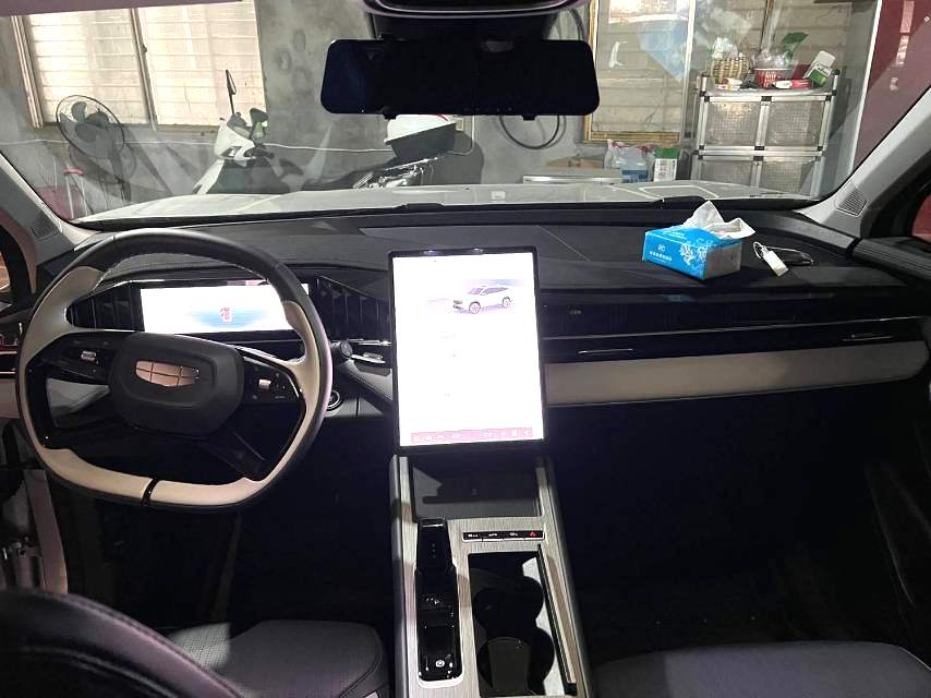 Geely Boyue L #3